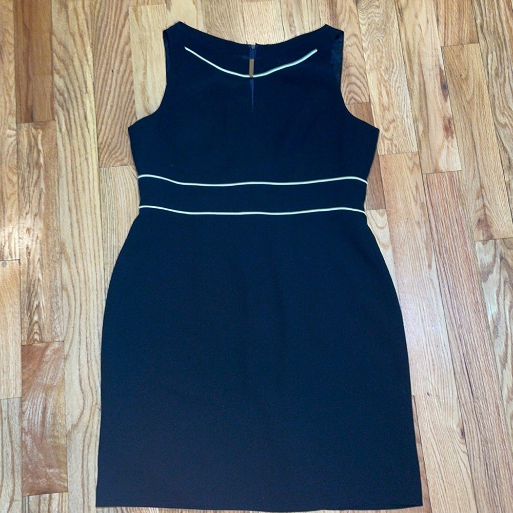 NEW TAHARI Navy Gold Hardware Trimmed White Stealth Dres 16 PLUS SIZE